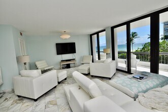 2660 S Ocean Blvd in Palm Beach, FL - Building Photo - Building Photo