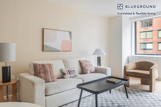 255 W 94th St, Unit SI FL7-ID1843 in New York, NY - Building Photo - Building Photo