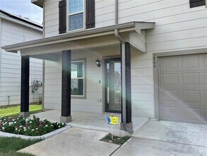 1544 Chama Dr in Fort Worth, TX - Foto de edificio - Building Photo