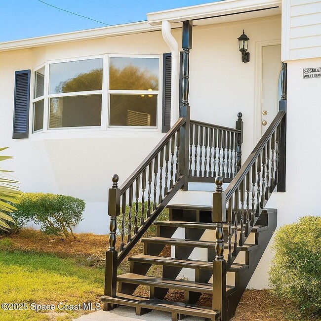 1021 Palmer Rd in Rockledge, FL - Building Photo - Building Photo