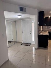 2836 Carambola Cir S in Coconut Creek, FL - Building Photo - Building Photo