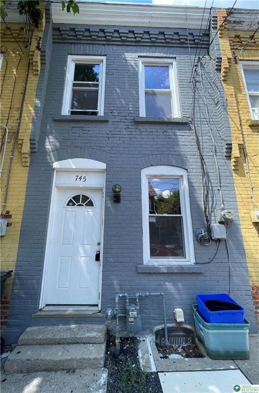 property at 745 E 6th St