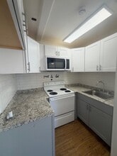 625 54th St, Unit B in West Palm Beach, FL - Building Photo - Building Photo