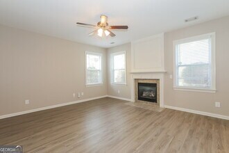 1813 Temple Park Dr SW in Loganville, GA - Building Photo - Building Photo
