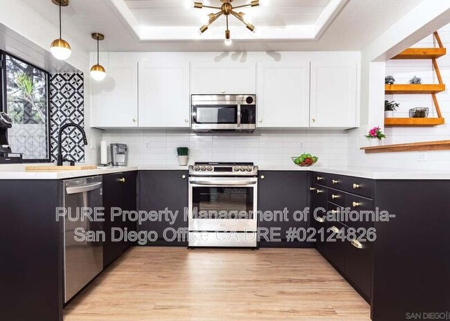 15677 Via Calanova