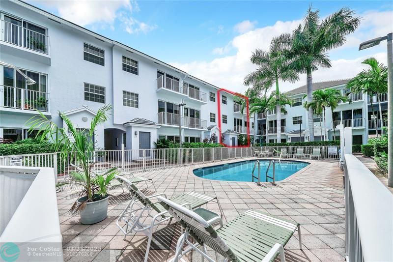 2725 NE 8th Ave in Wilton Manors, FL - Foto de edificio