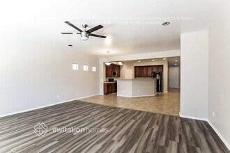 10015 W Wier Ave in Tolleson, AZ - Building Photo - Building Photo