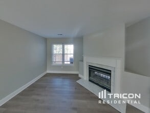 5200 Plantation Ct in North Wales, PA - Building Photo - Building Photo