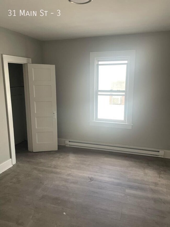 31 Main St in Monsey, NY - Building Photo - Building Photo