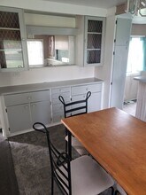 805 4th St-Unit -Trailer in Garretson, SD - Foto de edificio - Building Photo