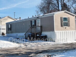 301 Mantle Ave in Jackson, MI - Building Photo - Building Photo