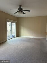 212 Silk Drive in West Reading, PA - Building Photo - Building Photo