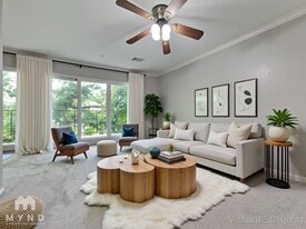 8211 Katy Fwy in Houston, TX - Building Photo