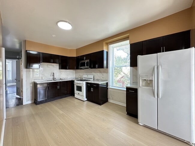 2713 W 16th St, Unit K04J in Chicago, IL - Building Photo - Building Photo
