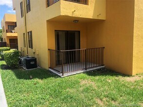 546 NW 114th Ave-Unit -104 in Miami, FL - Building Photo - Building Photo