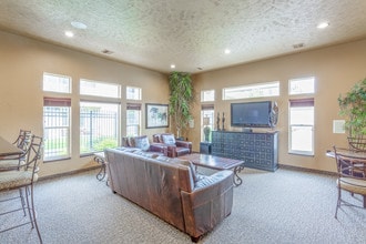 The Lusitano in Spokane, WA - Foto de edificio - Interior Photo