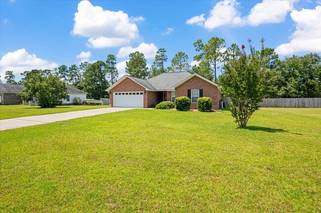 86 Carson St NE in Ludowici, GA - Building Photo - Building Photo