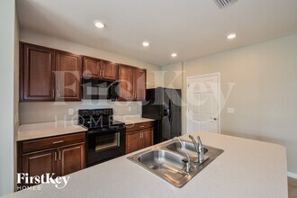 1912 NW 15th Terrace in Cape Coral, FL - Building Photo - Building Photo