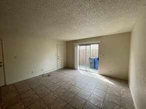 4000 Fara Biundo Dr in Modesto, CA - Building Photo - Building Photo