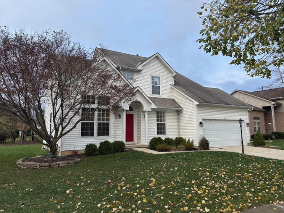 6052 Round Tower Ln in Dublin, OH - Building Photo