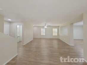 40268 W Helen Ct in Maricopa, AZ - Foto de edificio - Building Photo