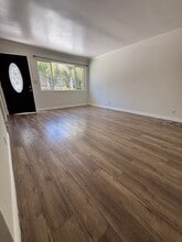 22573 Adrienne Ave, Unit C in Moreno Valley, CA - Building Photo - Building Photo