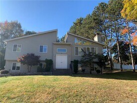 3 Rella Dr in New City, NY - Building Photo