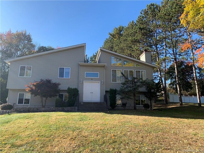 property at 3 Rella Dr