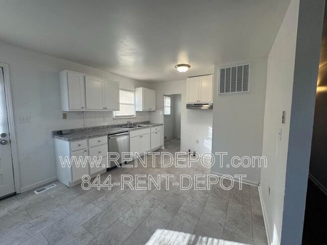 property at 720 Sweetser Ave