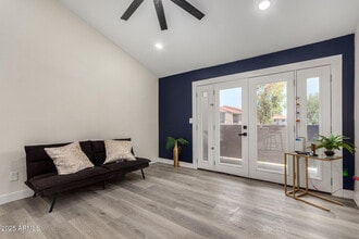 623 W Guadalupe Rd in Mesa, AZ - Building Photo - Building Photo