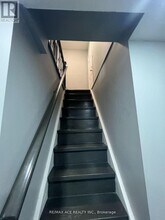 25 Hislop Dr in Markham, ON - Building Photo - Building Photo