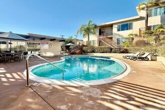 Village Terrace in San Diego, CA - Building Photo - Building Photo