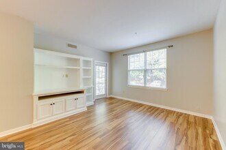 1625 International Dr, Unit 109 in McLean, VA - Building Photo - Building Photo