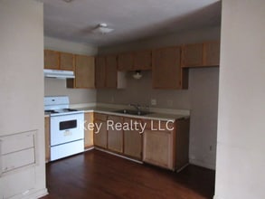 214 Lee St in Pineville, LA - Building Photo - Building Photo