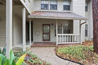 28 Sawmill Grove Ln in Spring, TX - Building Photo - Building Photo