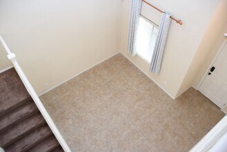 8179 Skytop Ledge Ave in Las Vegas, NV - Building Photo - Building Photo
