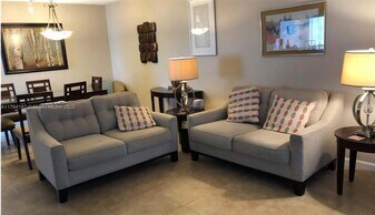 1830 Sabal Palm Dr in Davie, FL - Building Photo