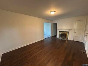 4011 Pine Ave SW in Huntsville, AL - Building Photo - Building Photo