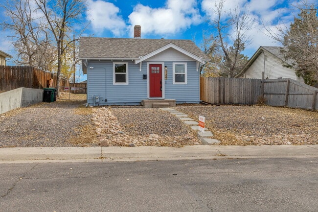 property at 134 S Quitman St