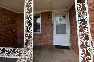 1565 SW 43rd St in Oklahoma City, OK - Building Photo - Building Photo