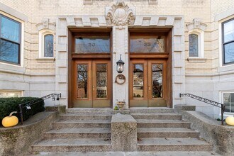 32 Kilsyth Rd in Brookline, MA - Building Photo - Building Photo
