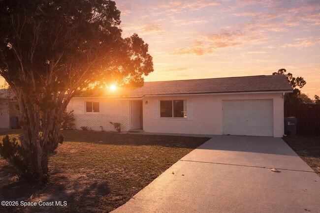 property at 135 S Suzanne Ct