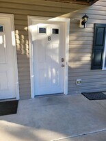 5132 Greenville Loop Rd in Wilmington, NC - Building Photo