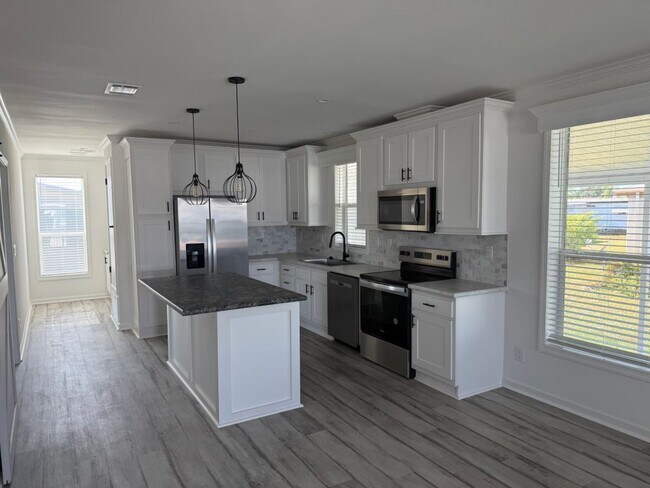 485 Sandalwood Ln in Ellenton, FL - Building Photo - Building Photo