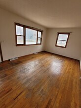 2216 Lincoln Ave in Plattsmouth, NE - Building Photo - Building Photo