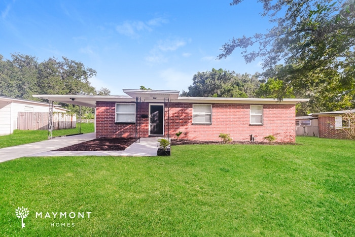 6037 Green Hill Ln in Jacksonville, FL - Foto de edificio