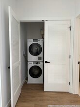 199 Gardner St in Boston, MA - Foto de edificio - Building Photo