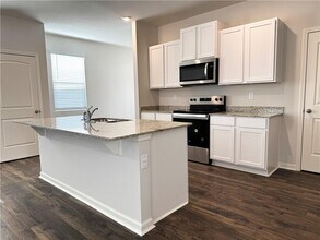 202 White Cedar Dr in Dawsonville, GA - Building Photo - Building Photo