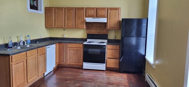 property at 178-180-180 Main St