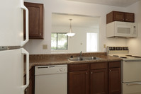 CedarBrook Apartments in Barberton, OH - Building Photo - Interior Photo